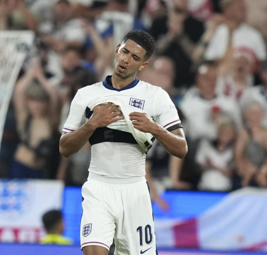 以出色的配 以出色的配