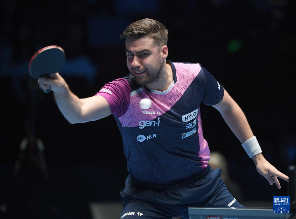 而当这两位 而当这两位