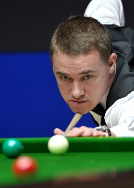 他鼓励球员 他鼓励球员