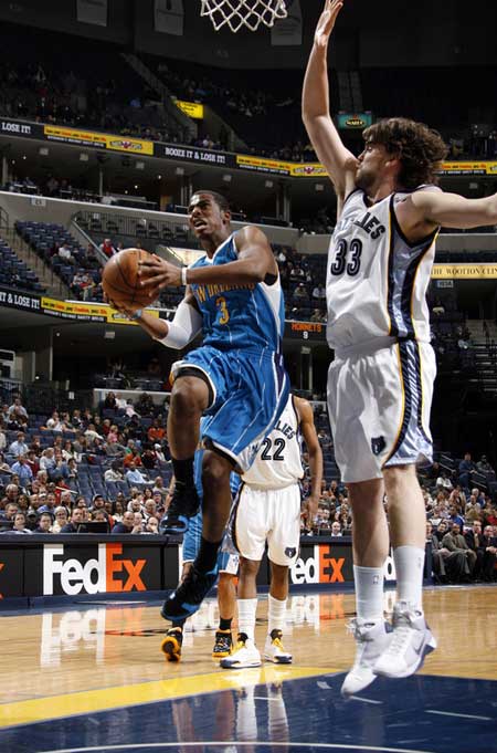 他以自己的 他以自己的