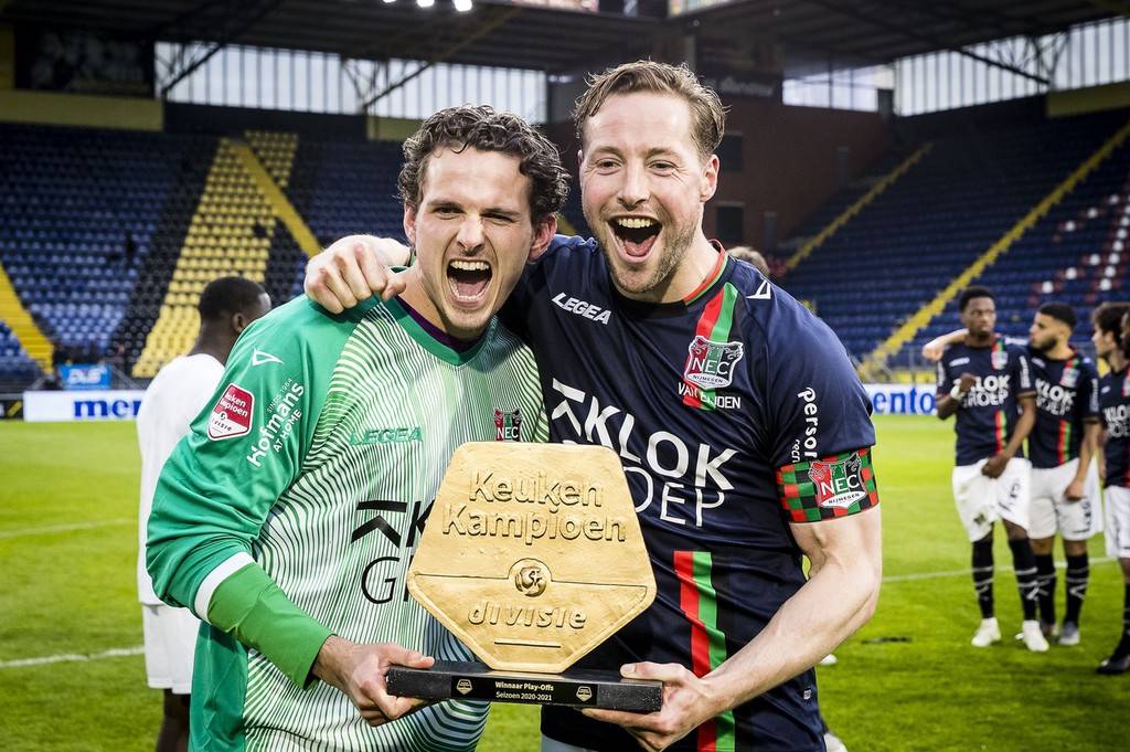 定性兼备 定性兼备